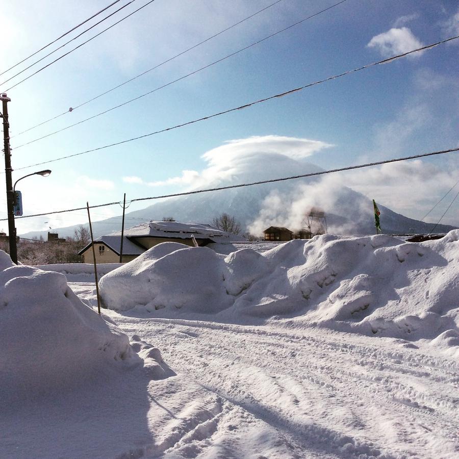 Niseko Tabi-Tsumugi Backpackers Hostel Kutchan Exterior photo